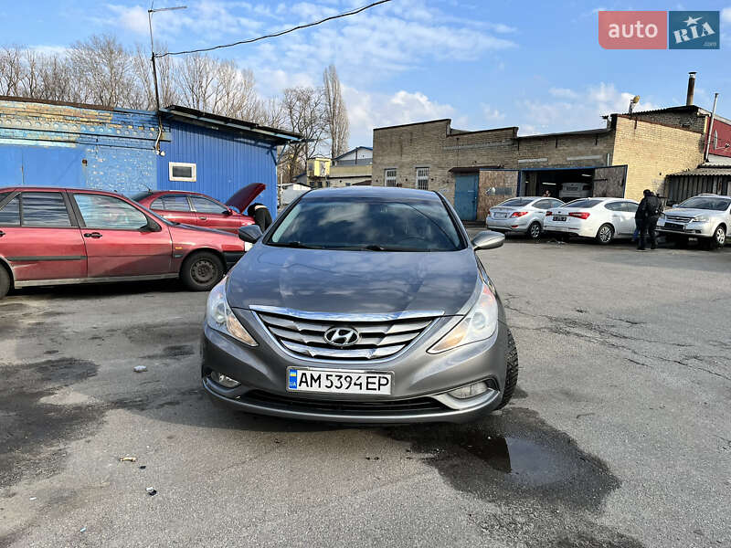 Седан Hyundai Sonata 2013 в Киеве Седан Hyundai Sonata 2013 в Киеве
