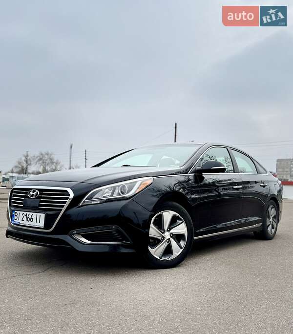 Седан Hyundai Sonata 2015 в Кременчуці