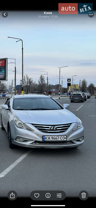 Седан Hyundai Sonata 2014 в Киеве