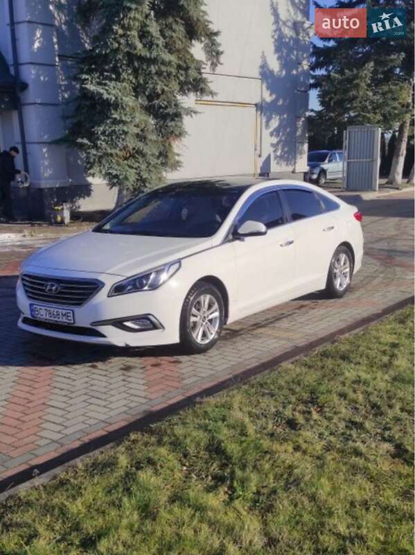 Седан Hyundai Sonata 2016 в Буську