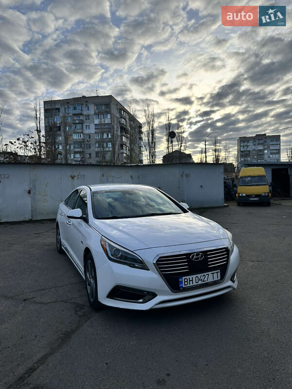 Седан Hyundai Sonata 2015 в Миколаєві