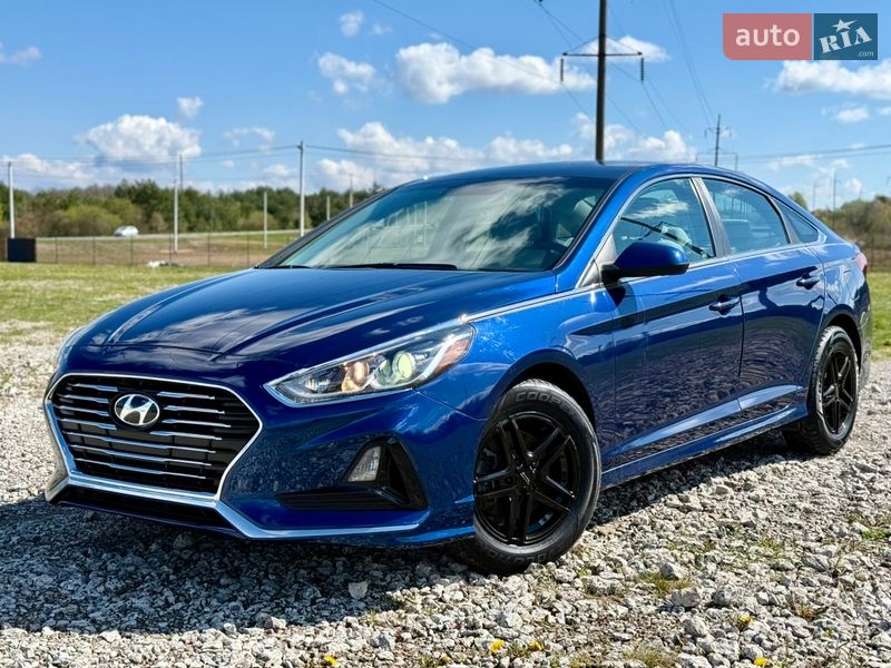 Седан Hyundai Sonata 2019 в Новояворовске