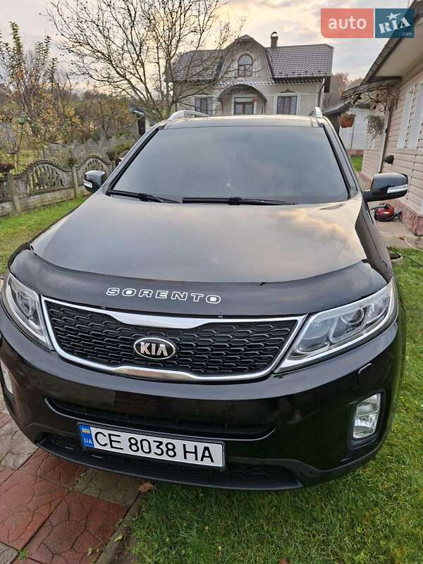 Внедорожник / Кроссовер Kia Sorento 2012 в Черновцах