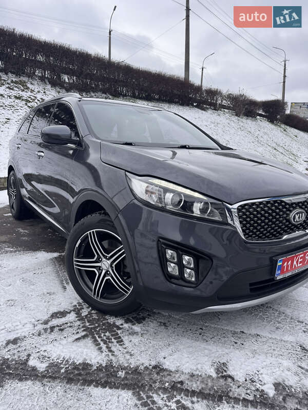 Внедорожник / Кроссовер Kia Sorento 2016 в Луцке