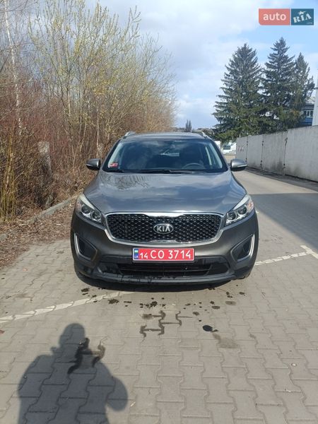 Внедорожник / Кроссовер Kia Sorento 2015 в Ровно