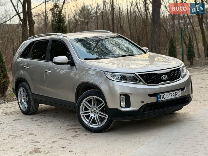 Внедорожник / Кроссовер Kia Sorento 2013 в Львове