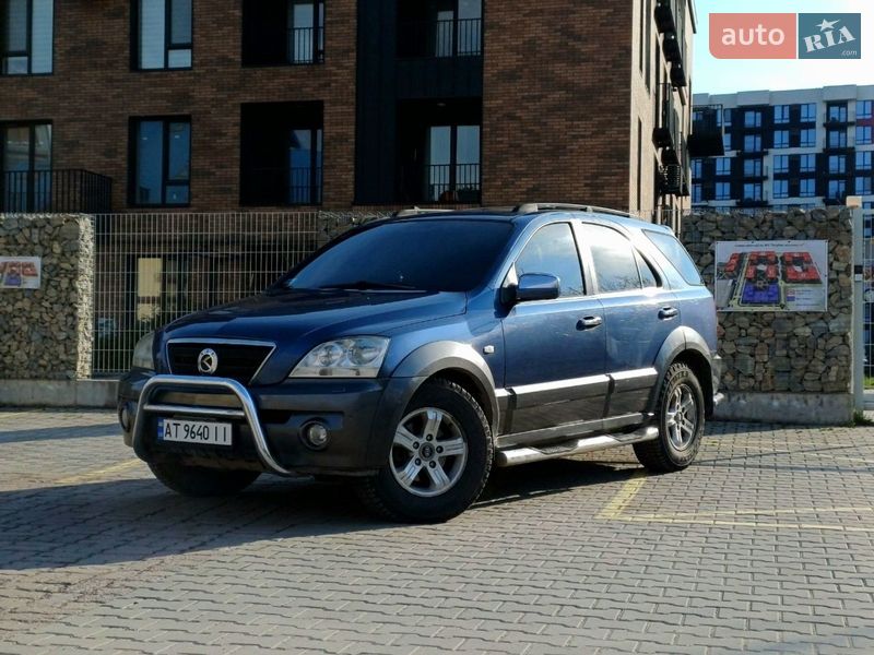 Позашляховик / Кросовер Kia Sorento 2004 в Івано-Франківську