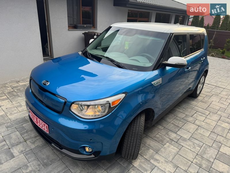 Внедорожник / Кроссовер Kia Soul EV 2015 в Луцке
