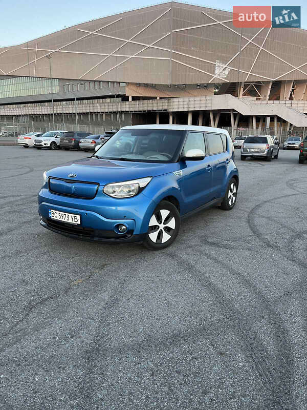 Внедорожник / Кроссовер Kia Soul 2015 в Львове