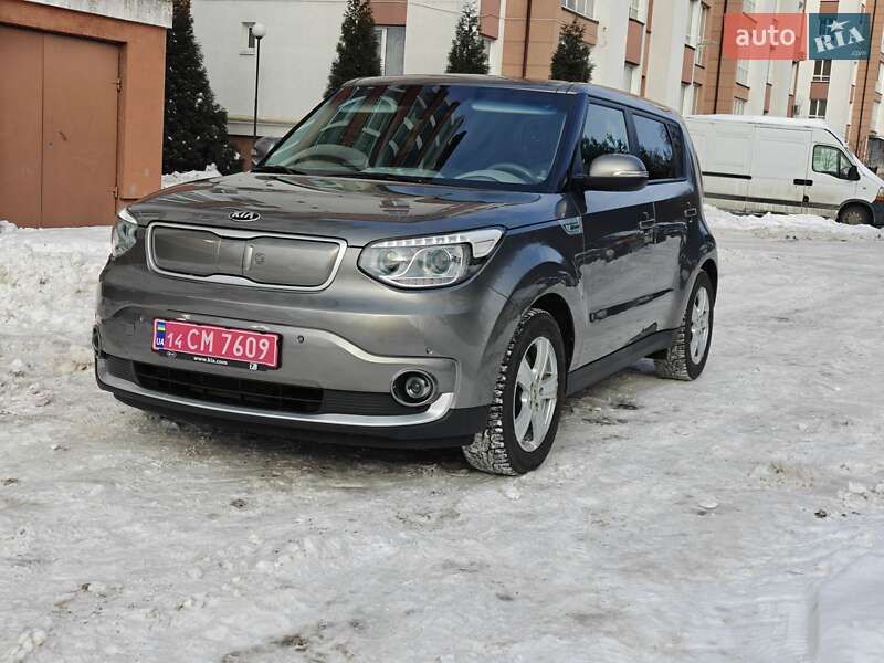 Внедорожник / Кроссовер Kia Soul 2015 в Ивано-Франковске