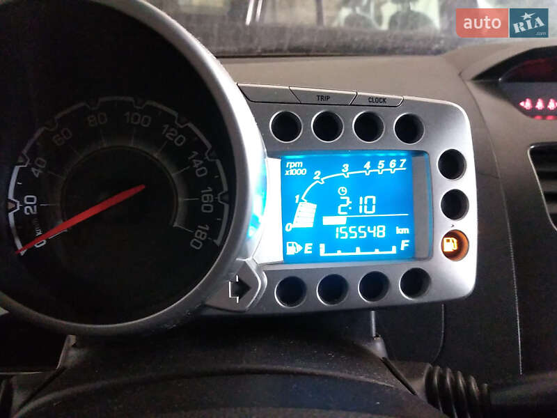 Хэтчбек Chevrolet Spark 2012 в Николаеве