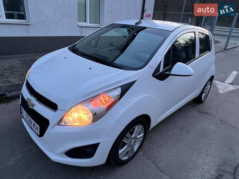 Хэтчбек Chevrolet Spark 2014 в Киеве