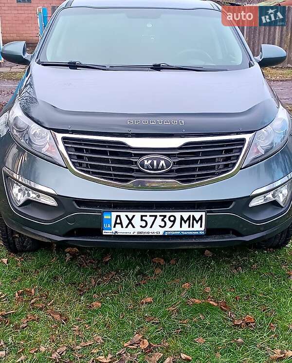 Внедорожник / Кроссовер Kia Sportage 2014 в Краснограде