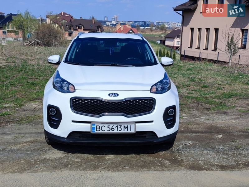 Позашляховик / Кросовер Kia Sportage 2017 в Львові