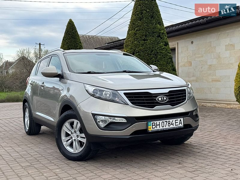 Позашляховик / Кросовер Kia Sportage 2011 в Одесі