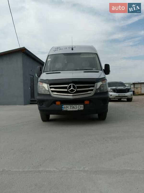 Вантажний фургон Mercedes-Benz Sprinter 2012 в Коростишеві Вантажний фургон Mercedes-Benz Sprinter 2012 в Коростишеві