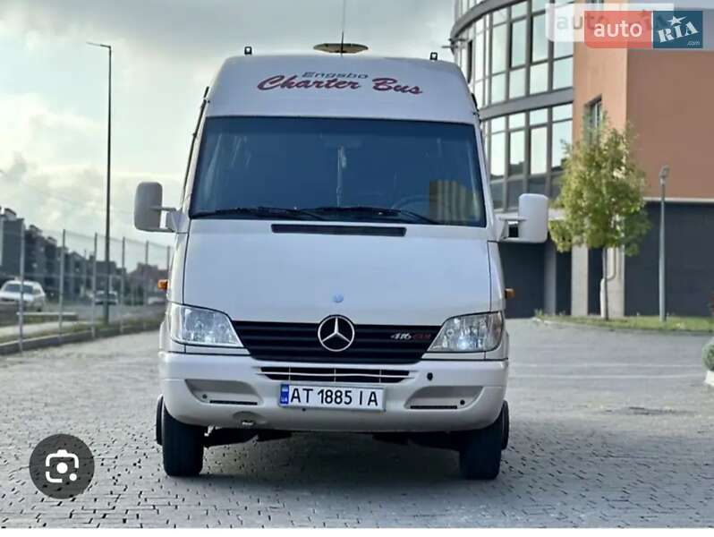 Городской автобус Mercedes-Benz Sprinter 2000 в Николаеве