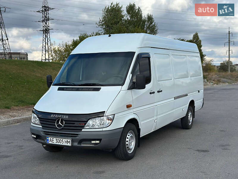 Грузовой фургон Mercedes-Benz Sprinter 2001 в Днепре