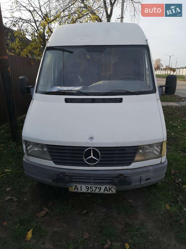 Мікроавтобус Mercedes-Benz Sprinter 1998 в Золотоноші Мікроавтобус Mercedes-Benz Sprinter 1998 в Золотоноші