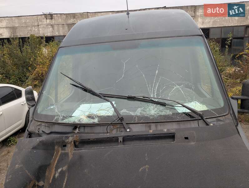 Грузовой фургон Mercedes-Benz Sprinter 2001 в Мукачево