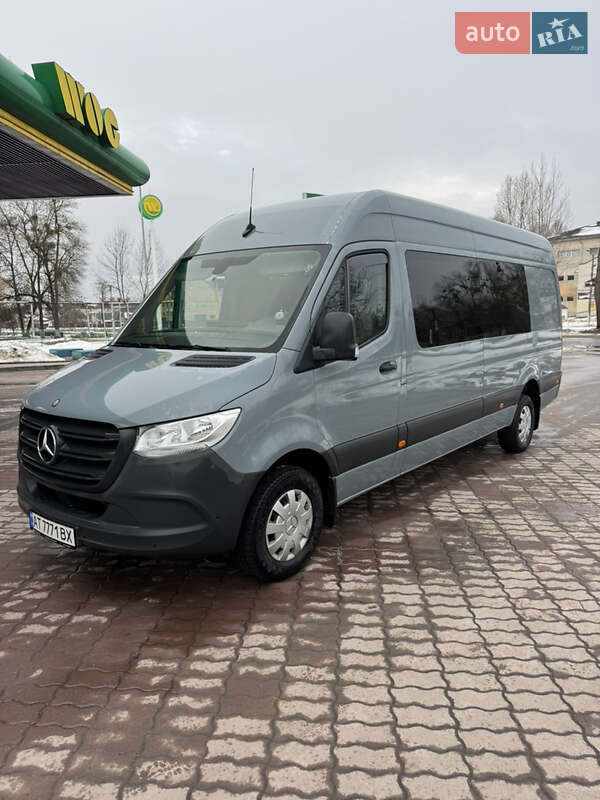 Мінівен Mercedes-Benz Sprinter 2020 в Івано-Франківську
