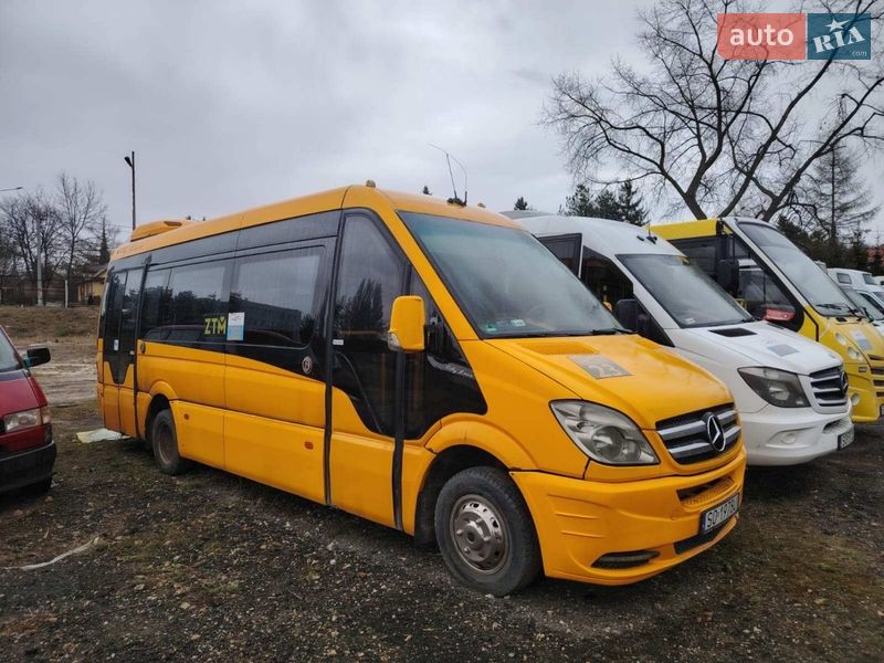 Пригородный автобус Mercedes-Benz Sprinter 2010 в Дрогобыче