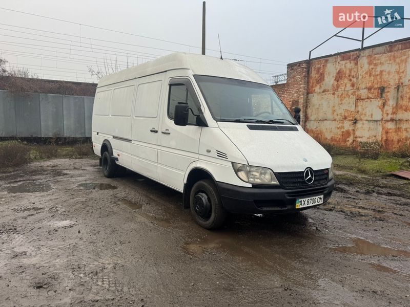 Вантажний фургон Mercedes-Benz Sprinter 2005 в Харкові