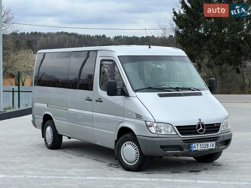 Грузопассажирский фургон Mercedes-Benz Sprinter 2005 в Коломые