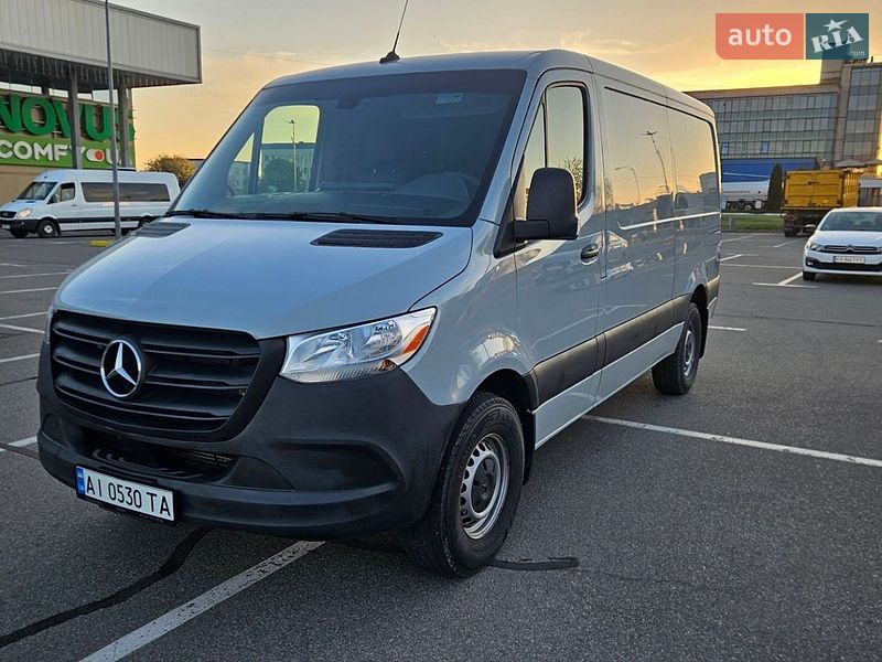 Грузовой фургон Mercedes-Benz Sprinter 2023 в Борисполе