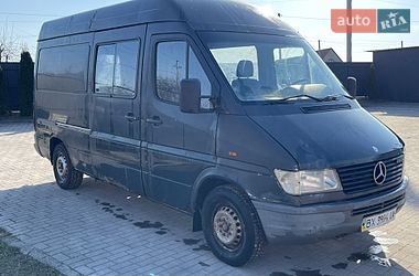 Вантажопасажирський фургон Mercedes-Benz Sprinter 1998 в Городку