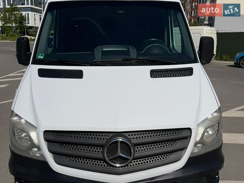 Грузовой фургон Mercedes-Benz Sprinter 2015 в Львове