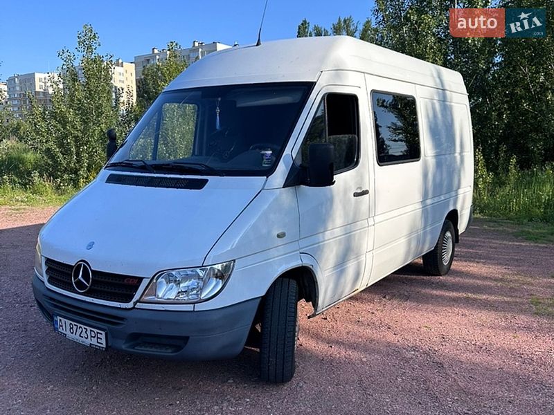 Грузопассажирский фургон Mercedes-Benz Sprinter 2005 в Киеве