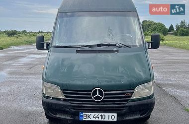 Минивэн Mercedes-Benz Sprinter 2000 в Березному