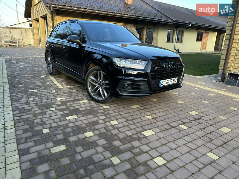 Позашляховик / Кросовер Audi SQ7 2016 в Львові