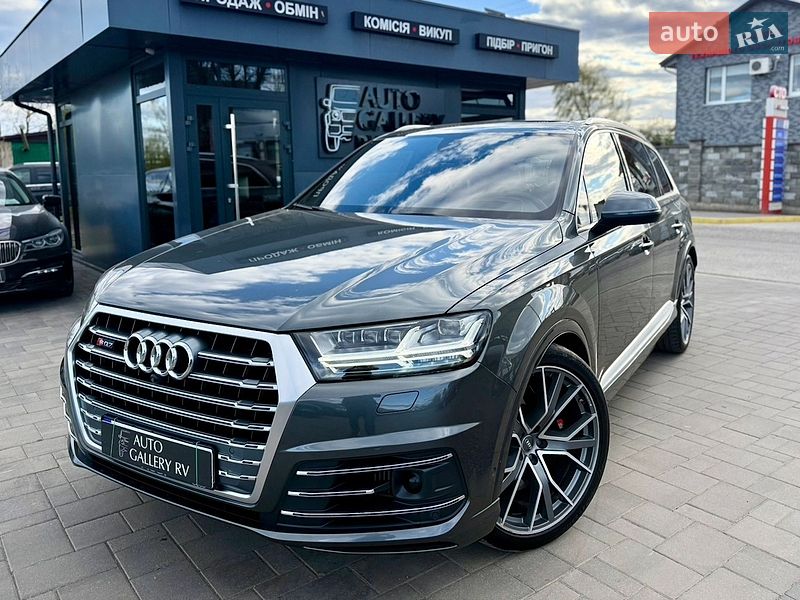 Позашляховик / Кросовер Audi SQ7 2018 в Рівному