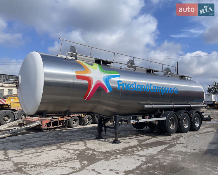 Цистерна полуприцеп Magyar SR3MEB 1993 в Львове