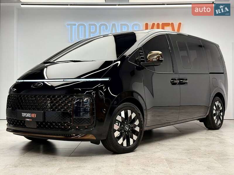 Мінівен Hyundai Staria 2025 в Києві