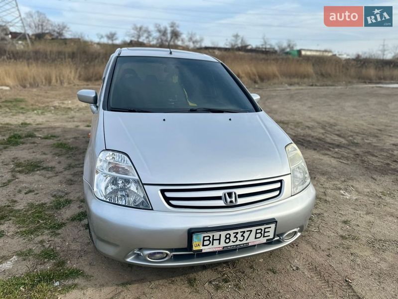 Минивэн Honda Stream 2002 в Соленом Минивэн Honda Stream 2002 в Соленом