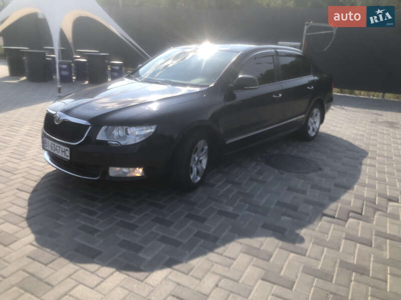 Хэтчбек Skoda Superb 2011 в Полтаве