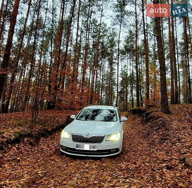 Универсал Skoda Superb 2015 в Львове