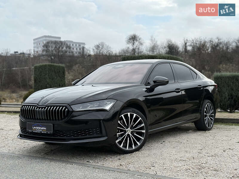 Лифтбек Skoda Superb 2024 в Днепре