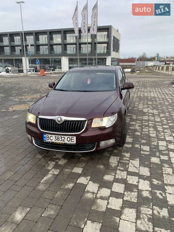 Лифтбек Skoda Superb 2008 в Львове