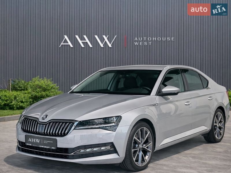 Лифтбек Skoda Superb 2021 в Львове