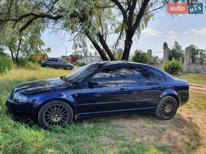 Лифтбек Skoda Superb 2004 в Львове Лифтбек Skoda Superb 2004 в Львове