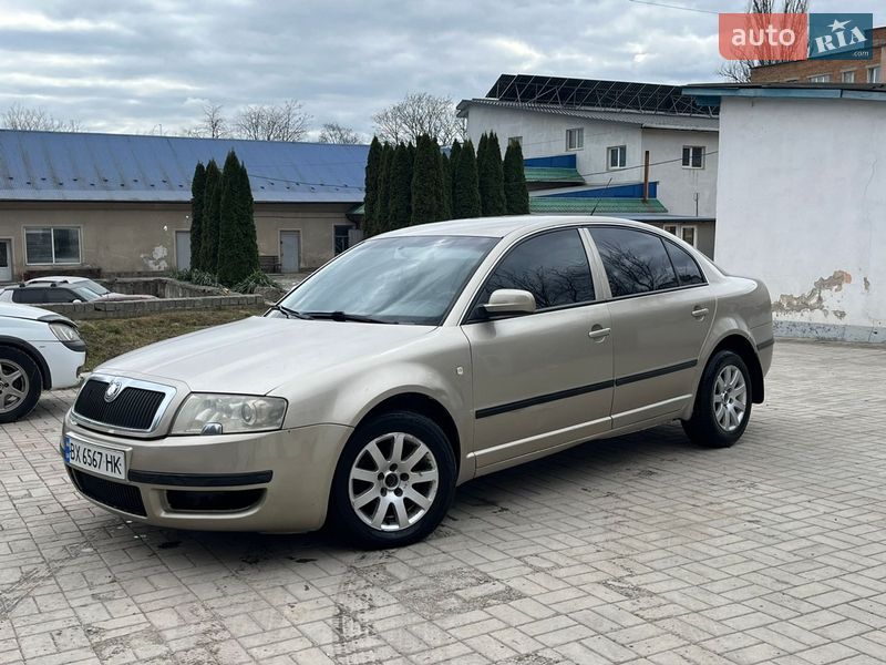 Лифтбек Skoda Superb 2005 в Каменец-Подольском
