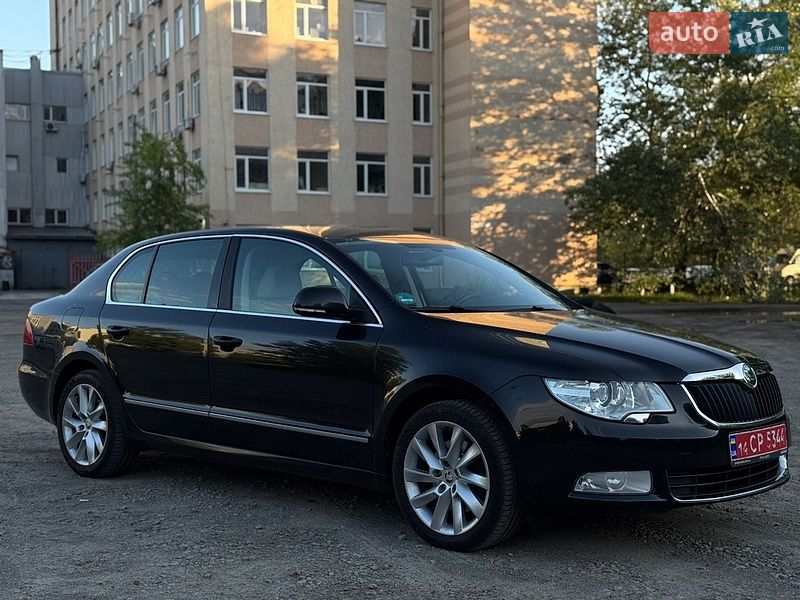 Лифтбек Skoda Superb 2012 в Киеве