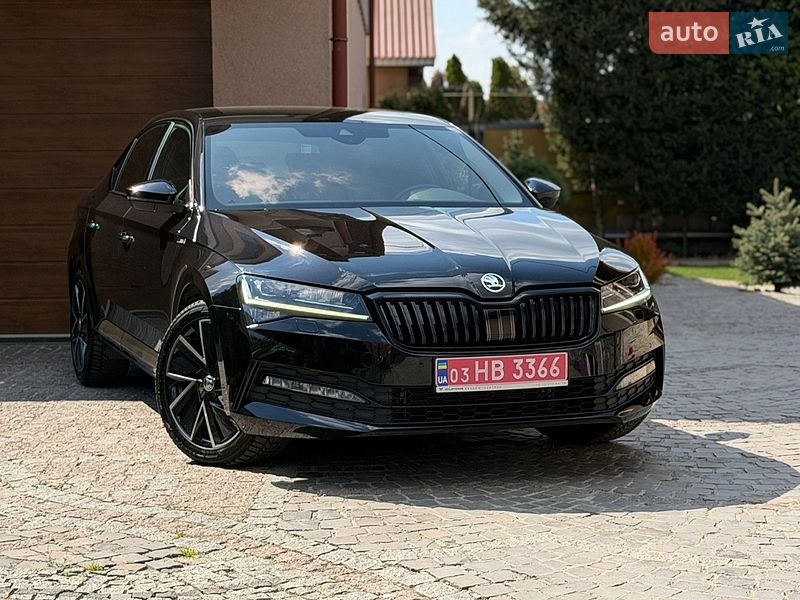 Лифтбек Skoda Superb 2023 в Мукачево