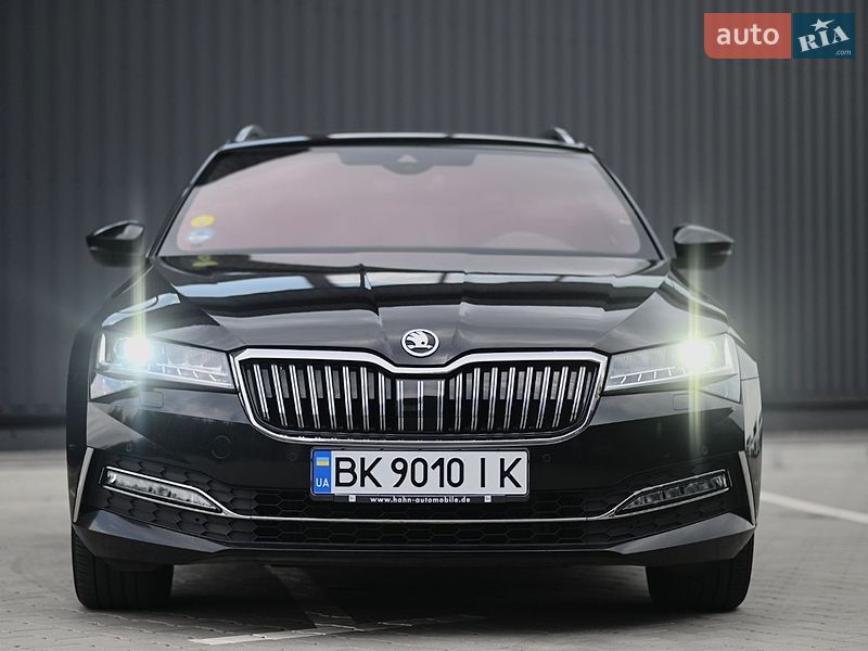 Универсал Skoda Superb 2019 в Дубно
