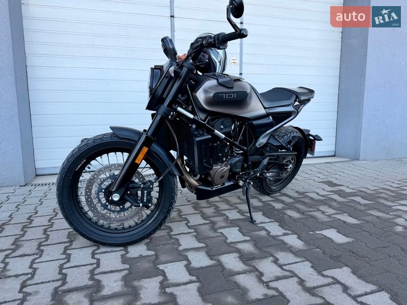 Мотоцикл Туризм Husqvarna Svartpilen 2020 в Черновцах