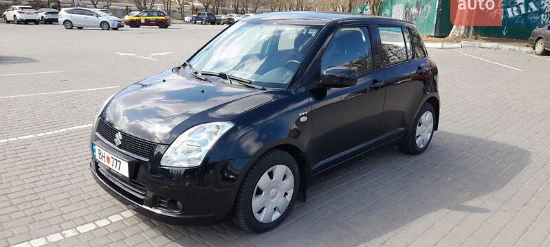 Хэтчбек Suzuki Swift 2006 в Одессе